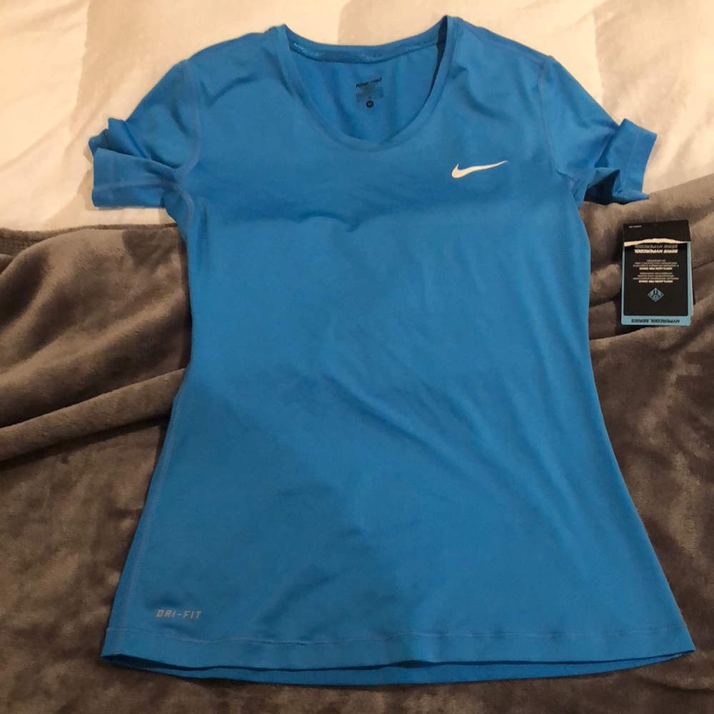 Nike Pro Tee